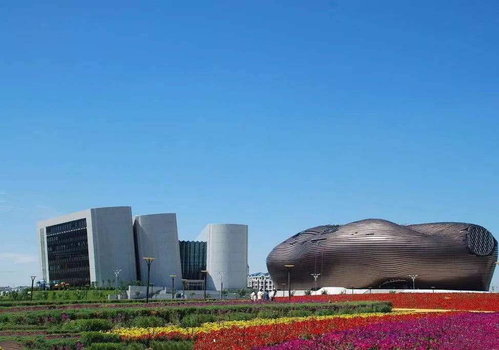 鄂尔多斯，地理、历史与文化的深度探析